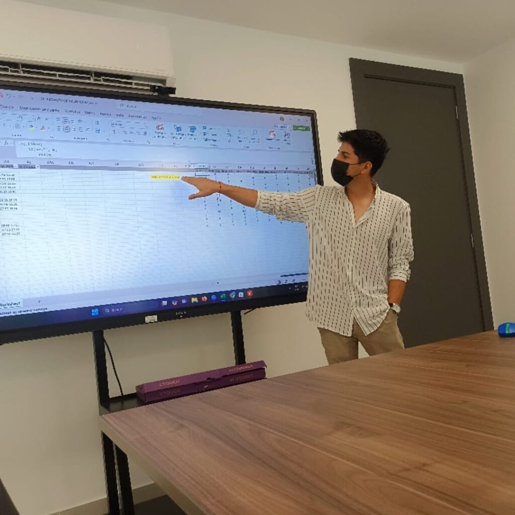 Prácticas preprofesionales de gestión de información gerencial