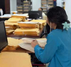 Estudiantes de quinto en sus prácticas preprofesionales